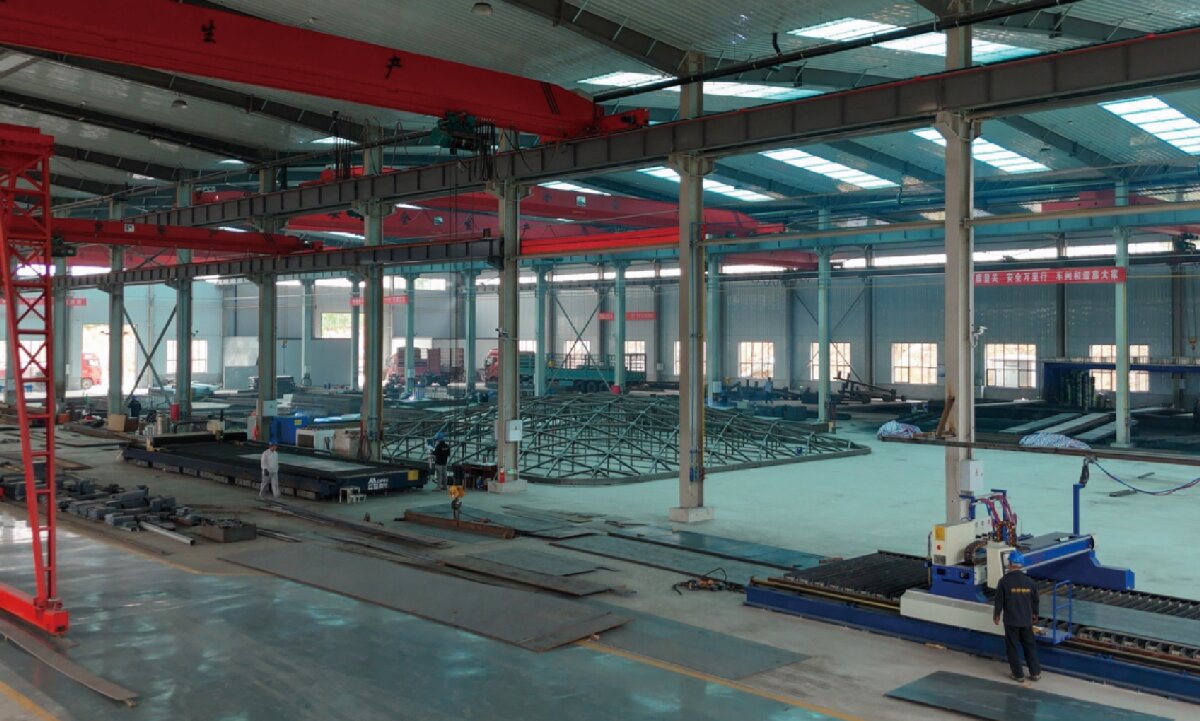 信橋鋼結(jié)構(gòu)：20000W激光切割機(jī)等大型設(shè)備彰顯實力！(圖2)