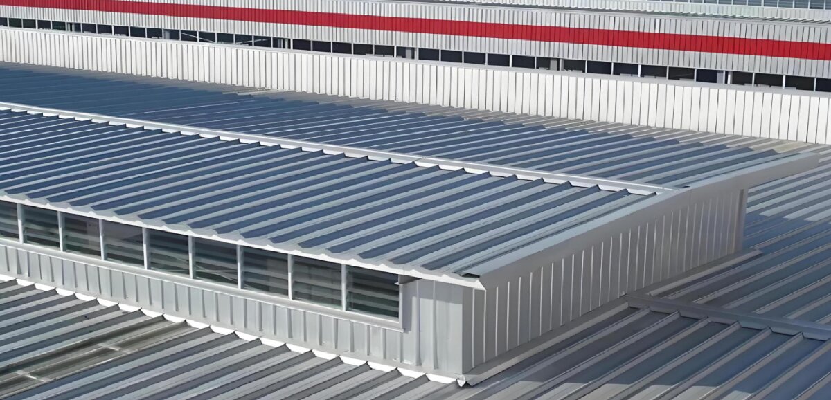 鋼結(jié)構(gòu)車(chē)間褪色、銹蝕、滲漏等修繕三種方法！(圖6)